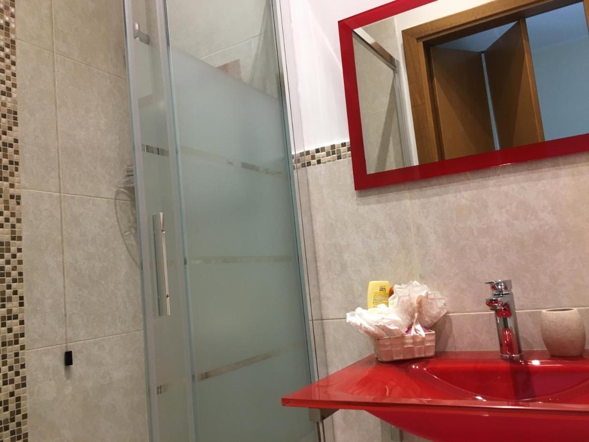 Valla18 Guesthouse ローマ エクステリア 写真