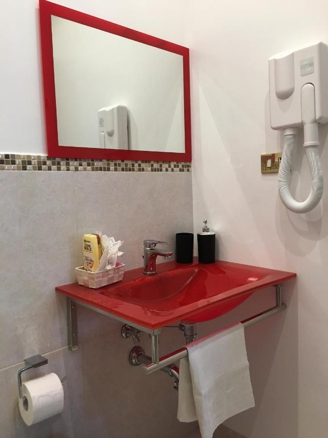 Valla18 Guesthouse ローマ エクステリア 写真